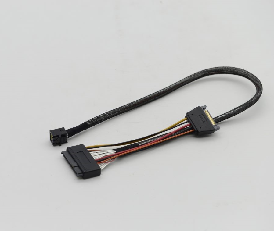 iCAN Internal Mini SAS SFF-8643 to U.2 SFF-8639 NVMe PCIe SSD Hard Drive Cable with SATA 15 pin Male power  – 100cm (MS-8639-86