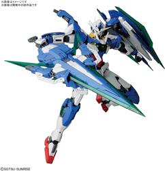 BANDAI Spirits Hobby MG 1/100 00 QAN(T) Full Saber "Gundam 00V" Kit de modélisation