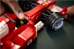 LEGO Icons Ferrari F2004 & Michael Schumacher Model Car 11375