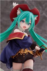 TAITO Hatsune Miku Wonderland Figure - Puss in Boots
