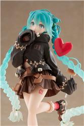 TAITO Hatsune Miku Figure - Fashion (Outdoor Ver.)
