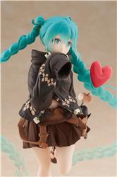 TAITO Hatsune Miku Figure - Fashion (Outdoor Ver.)