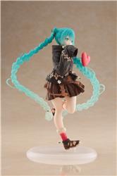 TAITO Hatsune Miku Figure - Fashion (Outdoor Ver.)