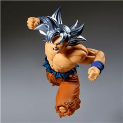 BANDAI BANPRESTO DRAGON BALL SON GOKU ULTRA INSTINCT