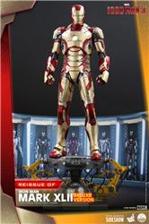Hot Toys Iron Man 3 Mark XLII (Deluxe Version) 1/4 Quarter Scale