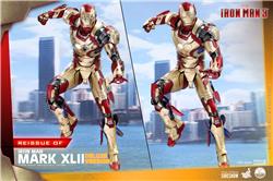 Hot Toys Iron Man 3 Mark XLII (Deluxe Version) 1/4 Quarter Scale