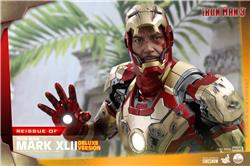 Hot Toys Iron Man 3 Mark XLII (Deluxe Version) 1/4 Quarter Scale