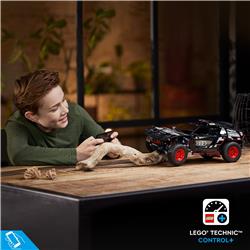 LEGO Technic Audi RS Q e-tron Advanced Building Kit 42160