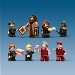 LEGO Harry Potter Hogwarts Express & Hogsmeade Station Train Set 76423