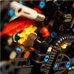 LEGO Technic Yamaha MT-10 SP 42159 Ensemble de construction pour adult