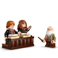 LEGO Harry Potter Château de Poudlard : jouet de construction pour cours de sortilèges 76442