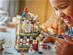 LEGO Marvel: Spiderman Peter Parkers Apartment 76317