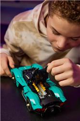 LEGO Technic : Aston Martin Valkyrie 42208