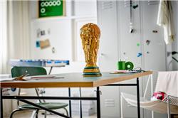 LEGO Editions FIFA World Cup Official Trophy 43020