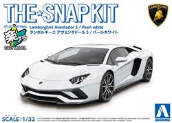 Kit de montage Aoshima 1/32e n° 12-A Lamborghini Aventador S (blanc perle)