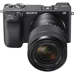 Appareil photo sans miroir Sony Alpha a6400 avec objectif 18-135 mm