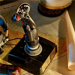 Poignée supplémentaire Thrustmaster F/A 18C Hornet HOTAS - PC
