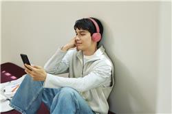 SONY WH-CH530 Bluetooth On-EarHeadphones, Coral