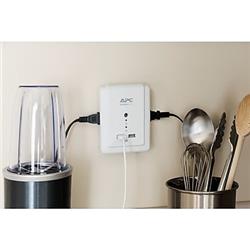 APC (P6WU2) - Parasurtenseur mural à 6 prises