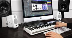 IK MULTIMEDIA iLoud Micro Monitors (Pair), White