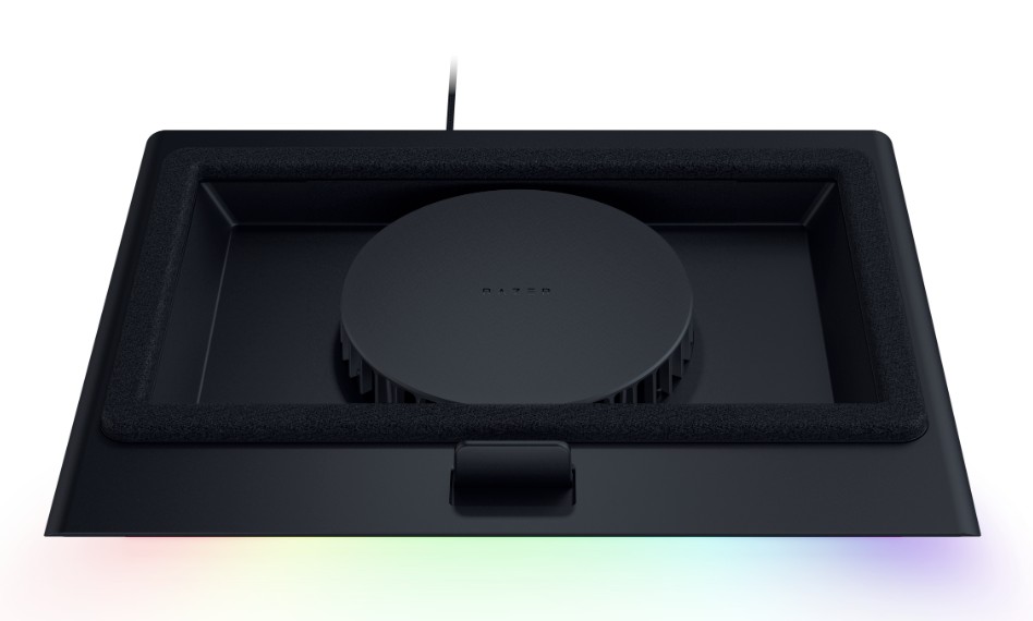 Razer Laptop Cooling Pad with Intelligent Fan Control and Chroma RGB