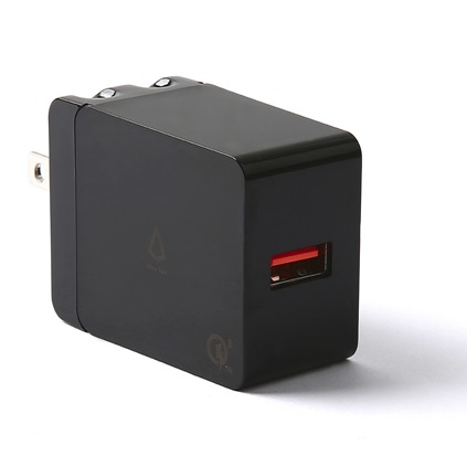 LBT Ultra Fast Wall Charger with Foldable Blades