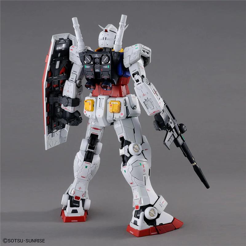 BANDAI PGU 1/60 RX-78-2 Gundam - Canada Computers & Electronics