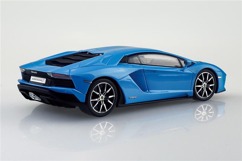 Aoshima 1/32 SNAP KIT #12-E Lamborghini Aventador S (Pearl Blue