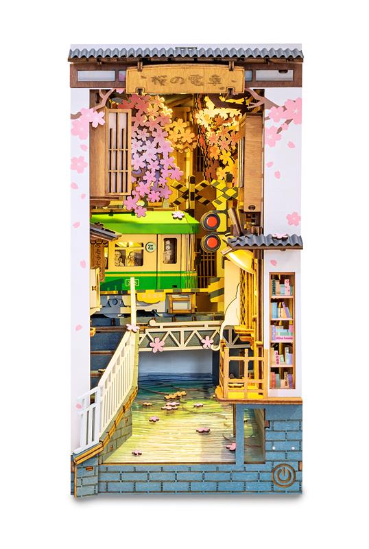 ROKR Rolife Sakura Densya (TGB01) [340 pièces - Difficulté : Niveau 4] |