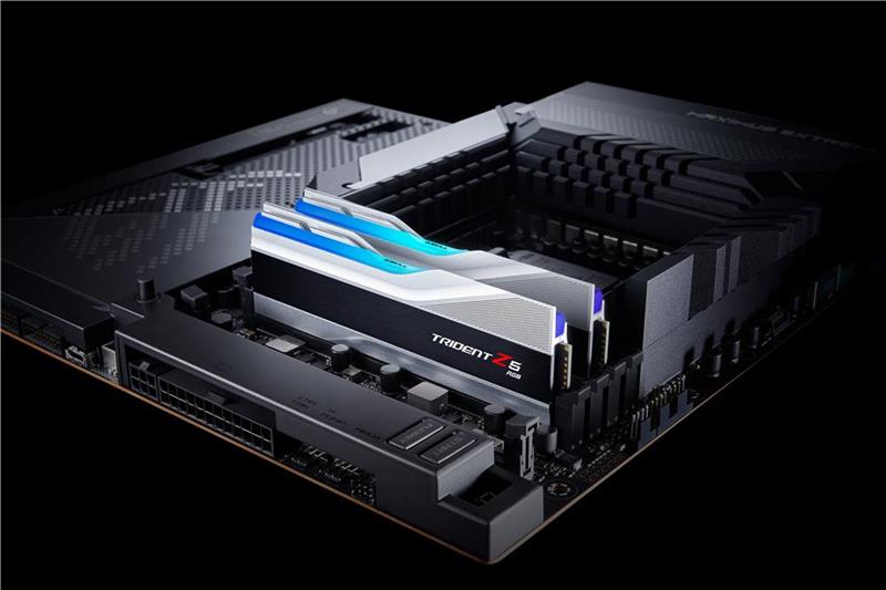 G.SKILL Trident Z5 RGB 32GB (2x16GB) DDR5 8000MHz CL38 UDIMM