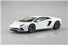 Kit de montage Aoshima 1/32e n° 12-A Lamborghini Aventador S (blanc perle)